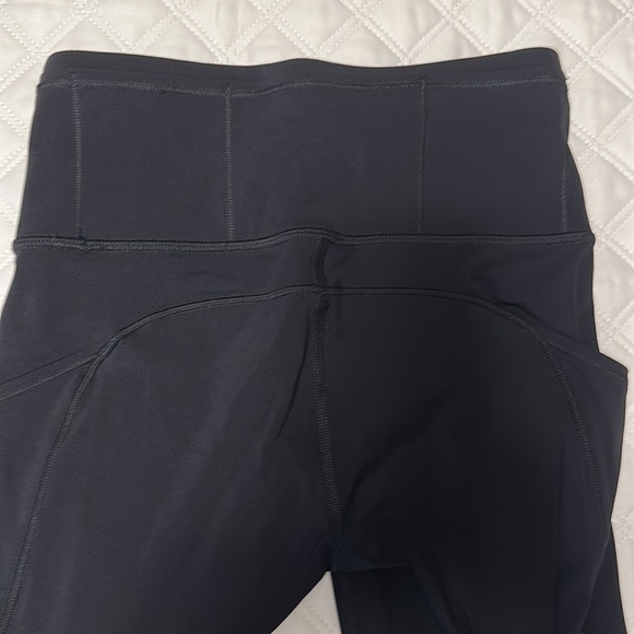 Lululemon Fast and Free 7/8 Tight Nulux 25”. Black Size 2 - Picture 6 of 8